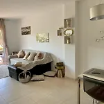 Paradise Aventura